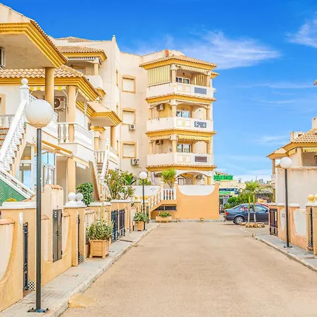 Apartment Stunning In Costa
